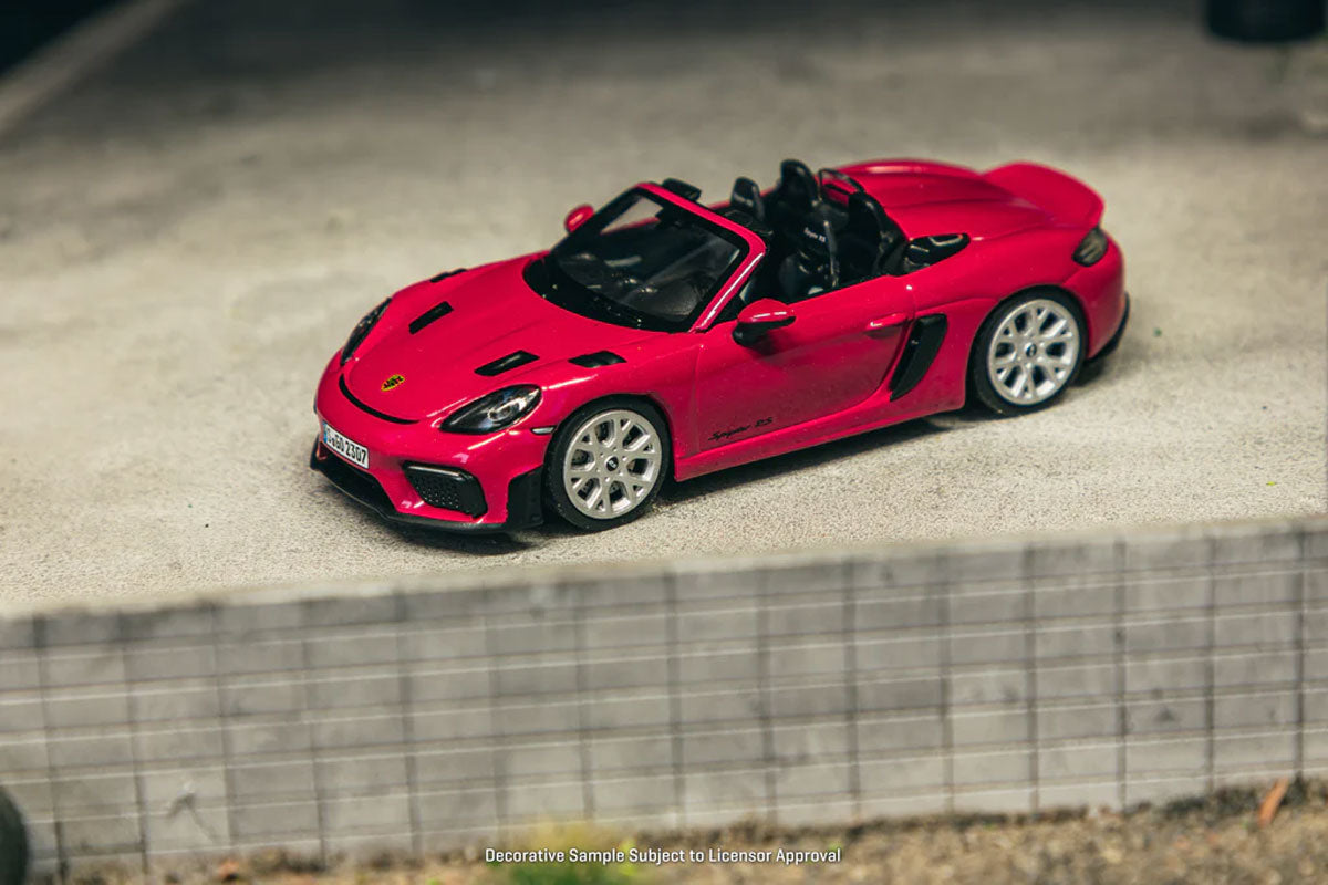 Tarmac Works - Porsche 718 Spyder RS Ruby Star Neo - Collab64 Minichamps - Scale 1/64 643064004