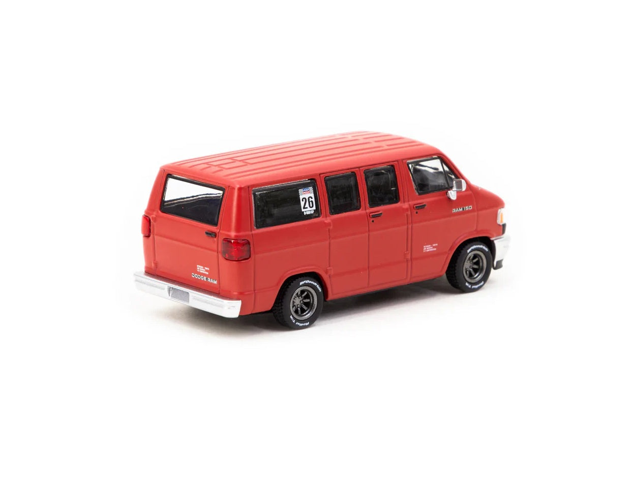 Tarmac Works - Dodge Van Red "Global64" Series - Scale 1/64 T64G-TL032-RE