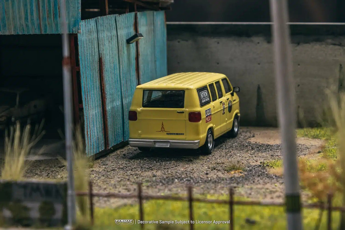 Tarmac Works - Dodge Van Yellow - GLOBAL64 - Scala 1/64 T64G-TL032-YL