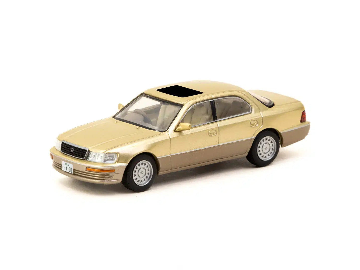 Tarmac Works - Lexus LS400 Champagne Beige Metallic - GLOBAL64 - Scale 1/64 T64G-082-GO