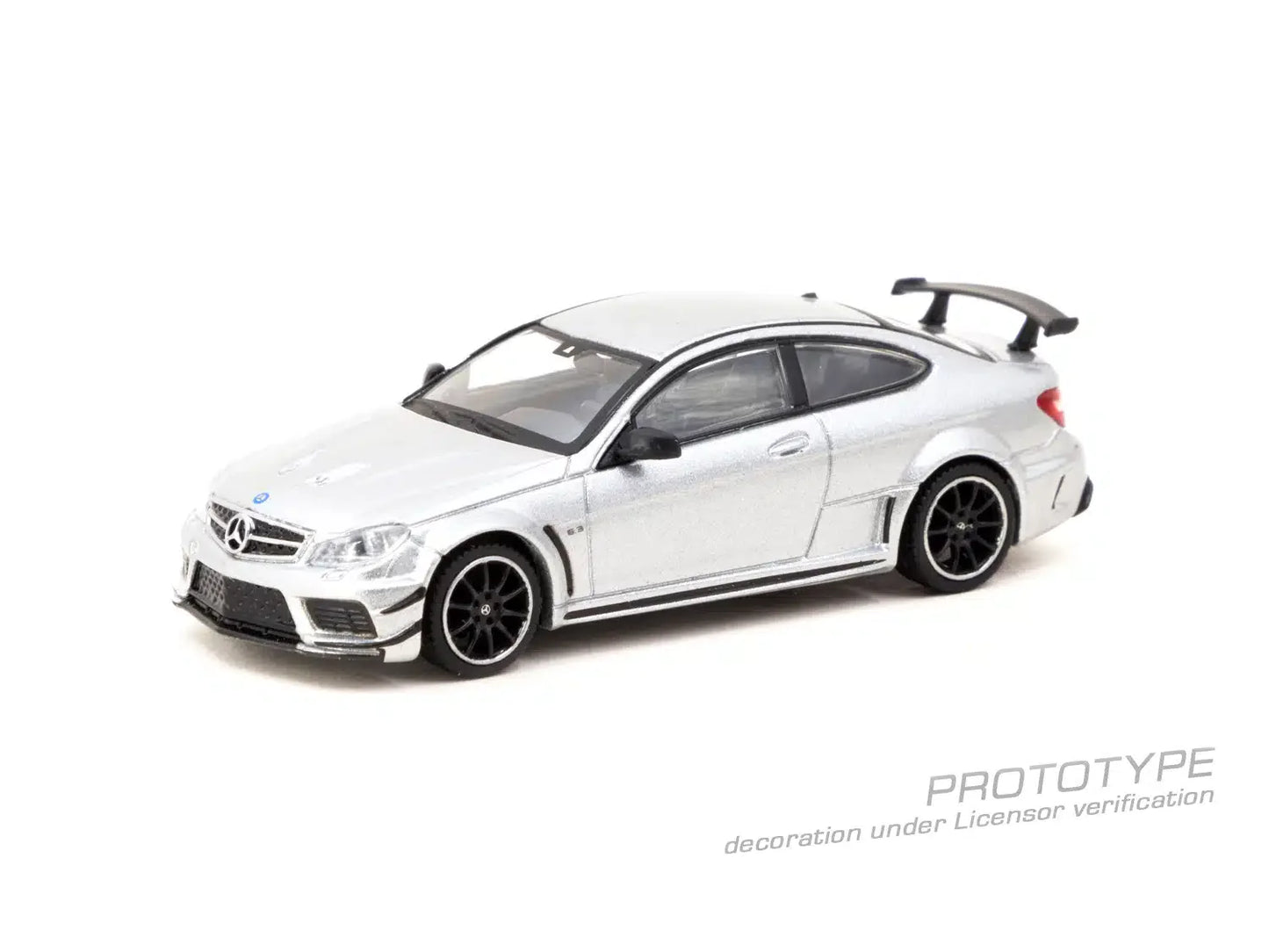 Tarmac Works - Mercedes-Benz C 63 AMG Coupé Black Series Silver Metallic - GLOBAL64 - Scale 1/64 T64G-009-SL