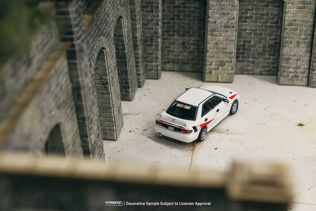Tarmac Works - Mitsubishi Lancer RS Evolution White - GLOBAL64 - Scale 1/64 T64G-048-RS