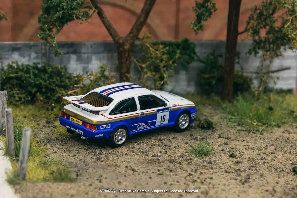 Tarmac Works - Ford Sierra RS Cosworth Rally of New Zealand 1989 - HOBBY64 - Scala 1/64 T64-058-89NZR16