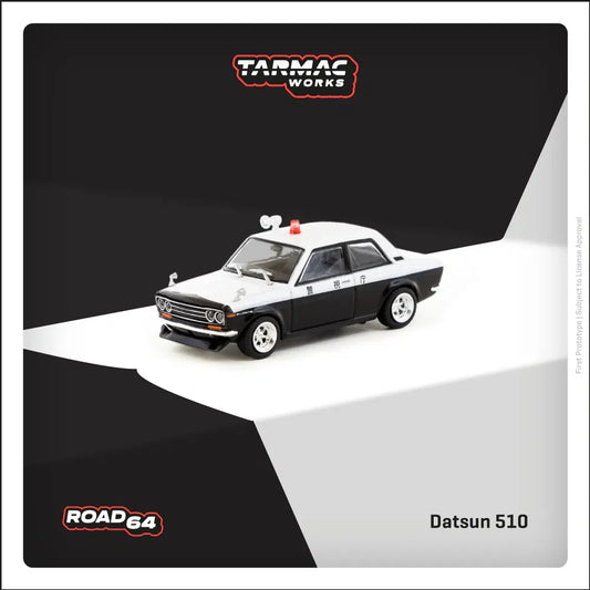 Tarmac Works - Datsun 510 Police Car - ROAD64 - Scala 1/64 T64R-052-PC
