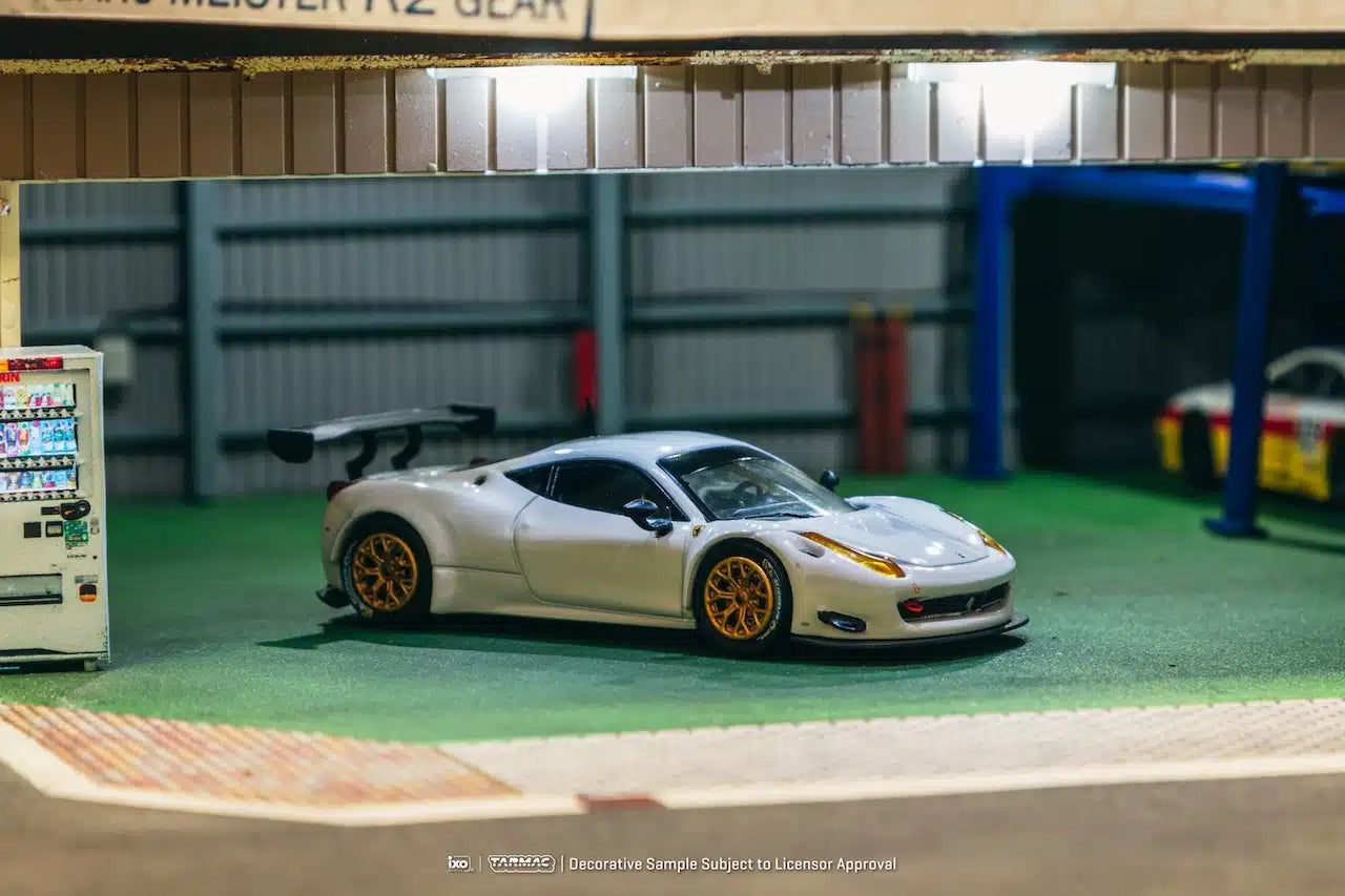 Tarmac Works - Ferrari 458 Italia GT3 White - ROAD64 - Scale 1/64 T64R-074-WH