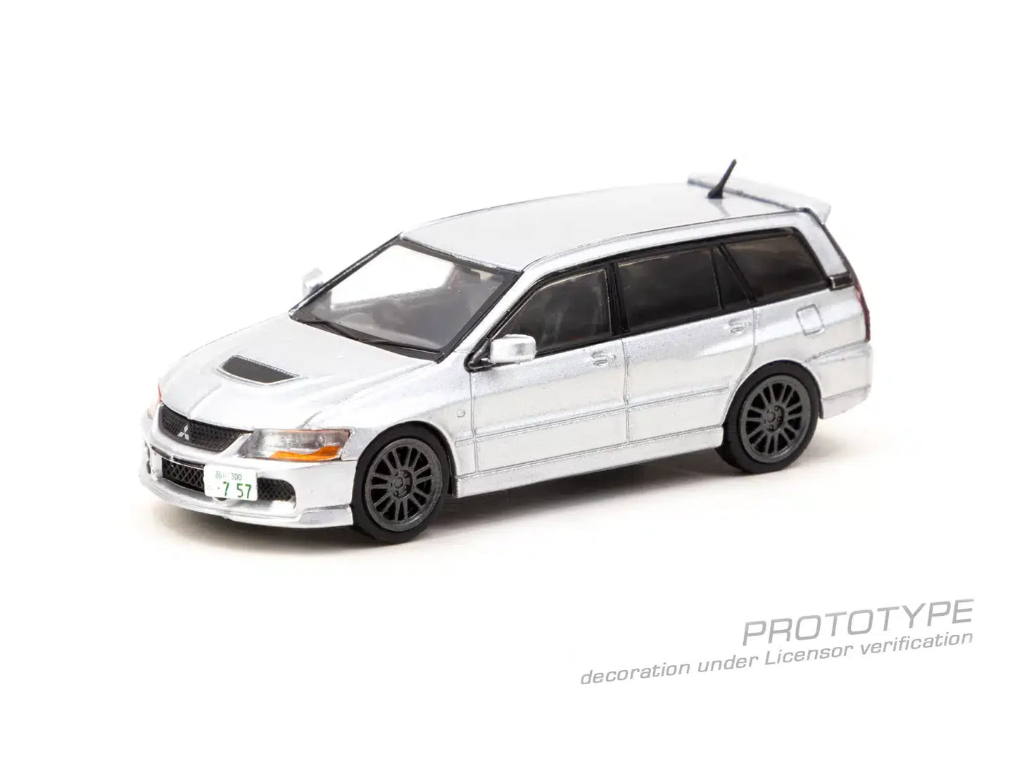 Tarmac Works - Mitsubishi Lancer Evolution Wagon Silver - ROAD64 - Scale 1/64 T64R-042-SL