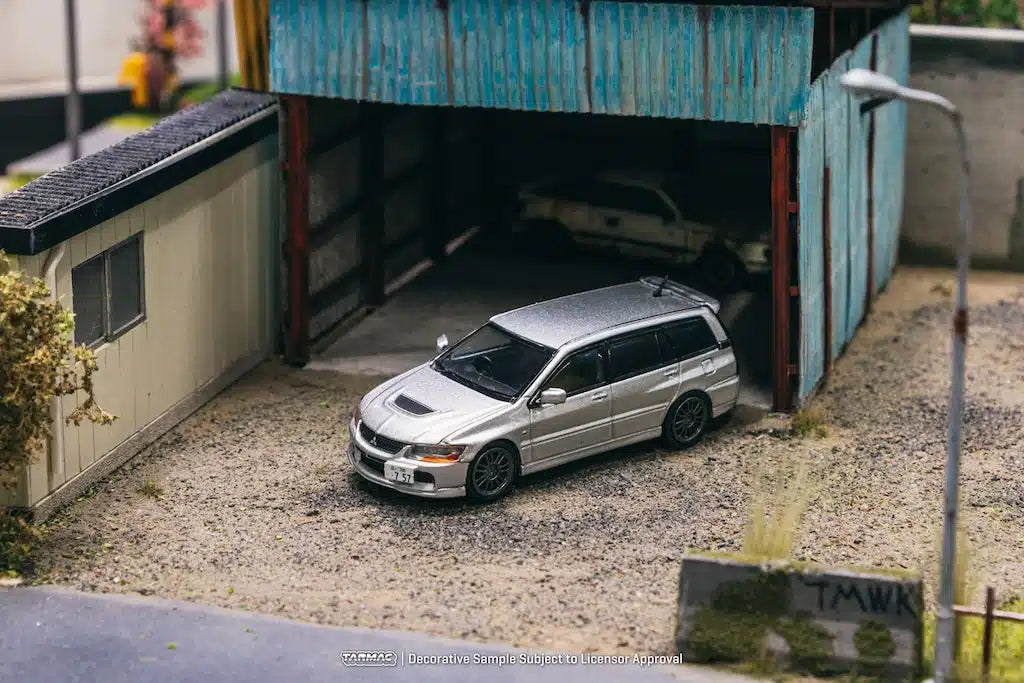 Tarmac Works - Mitsubishi Lancer Evolution Wagon Silver - ROAD64 - Scale 1/64 T64R-042-SL