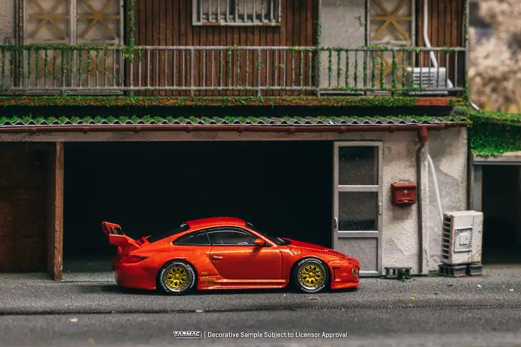 Tarmac Works - Porsche Old &amp; New 997 Red Metallic - ROAD64 - Scale 1/64 T64R-TL053-REM
