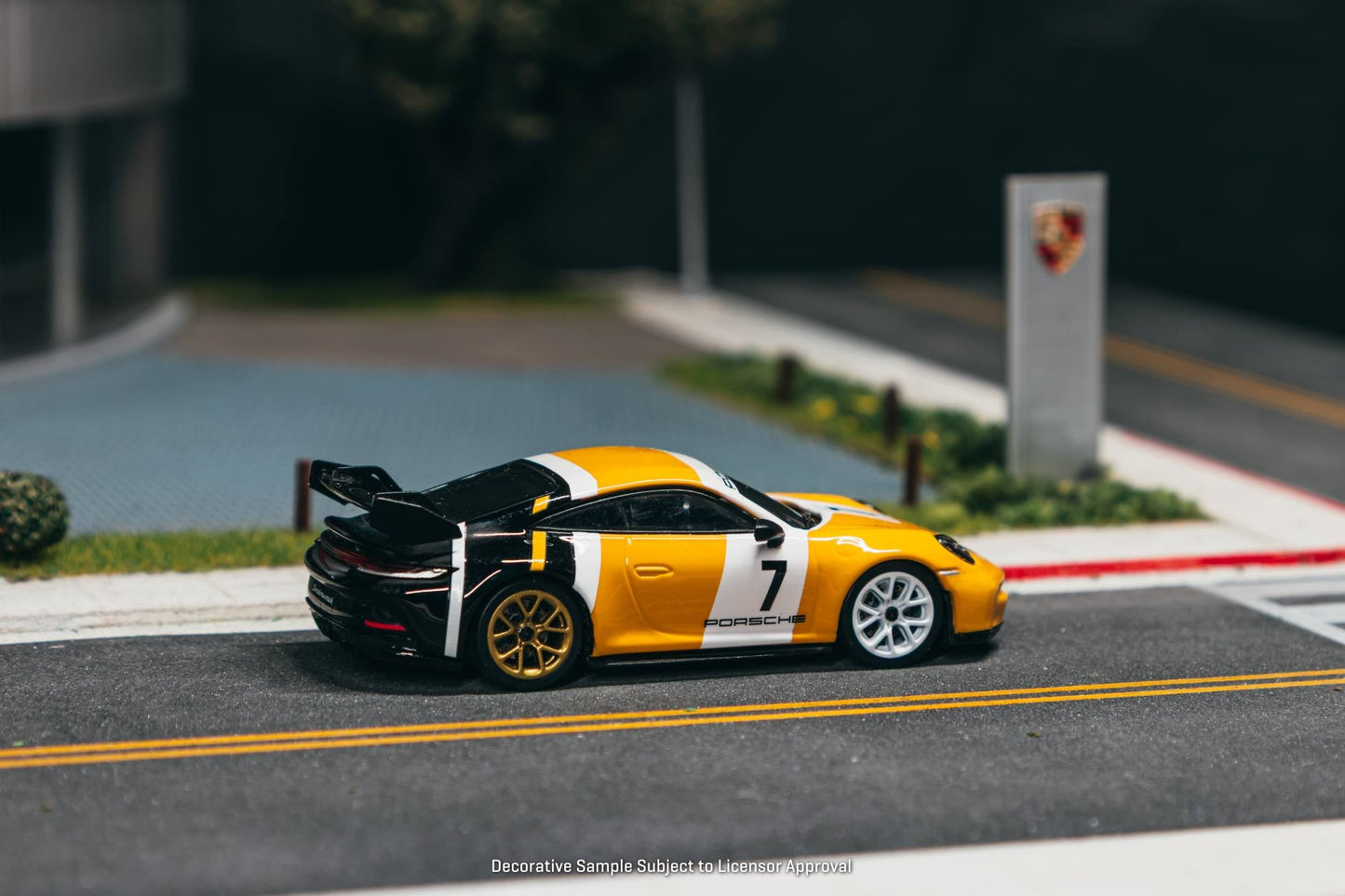 [PRE-ORDER] Tarmac Works x Minichamps - Porsche 911 ( 992 ) Black & Yellow GT3 2022 - 1/64 Scale T64MC-024-YB