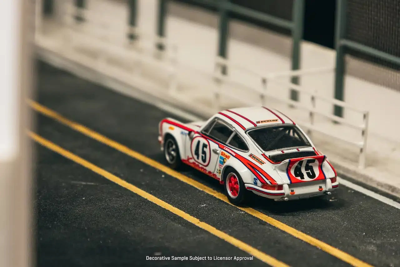 Tarmac Works x Schuco - Porsche 911 Carrera RSR 2.8 n° 45, vainqueur Le mans 1973 - COLLAB64 - Échelle 1/64 T64S-023-73LM45