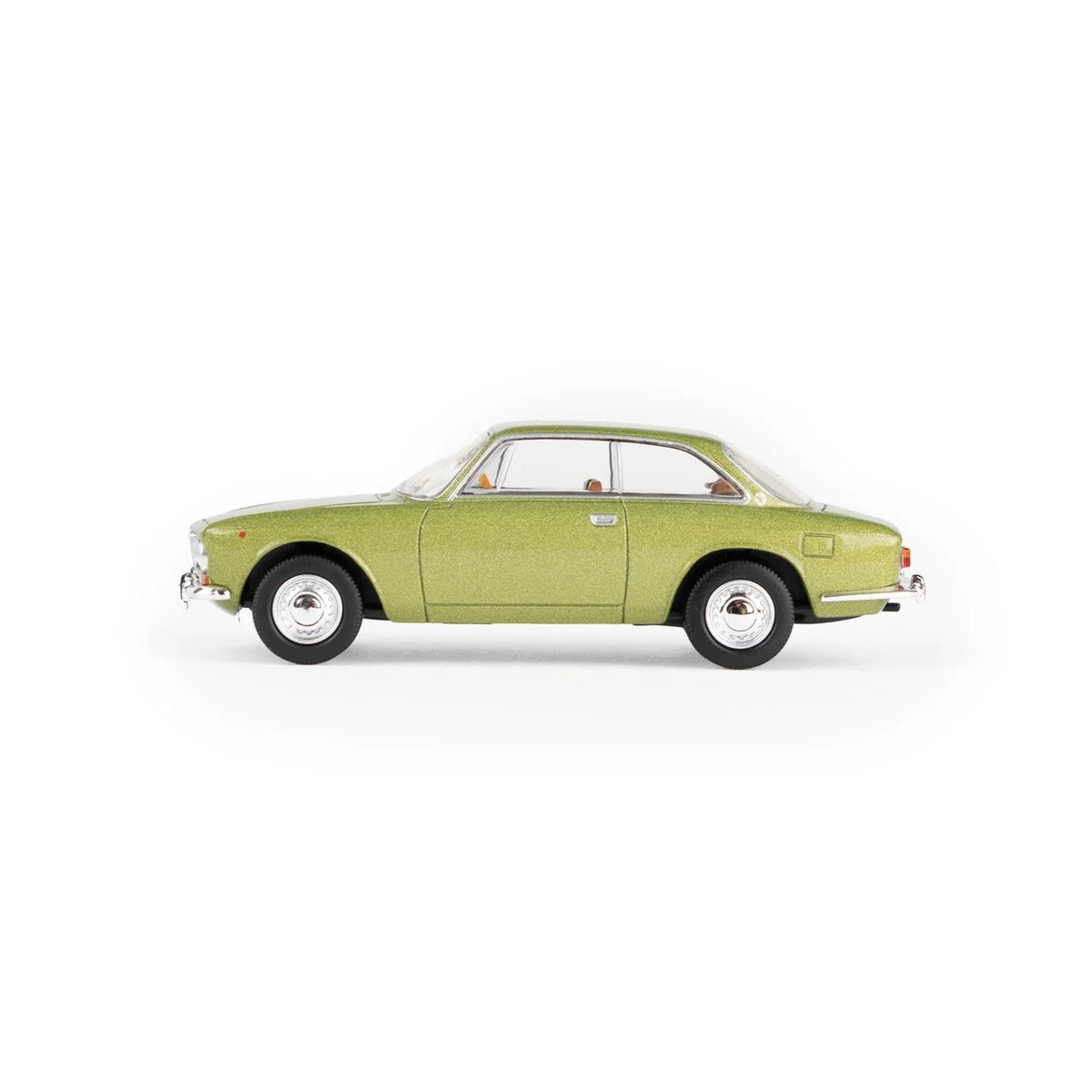 Tomica Limited Vintage - Alfa Romeo 1750 GTV Vert Olive Métal - Échelle 1/64 LV-155d