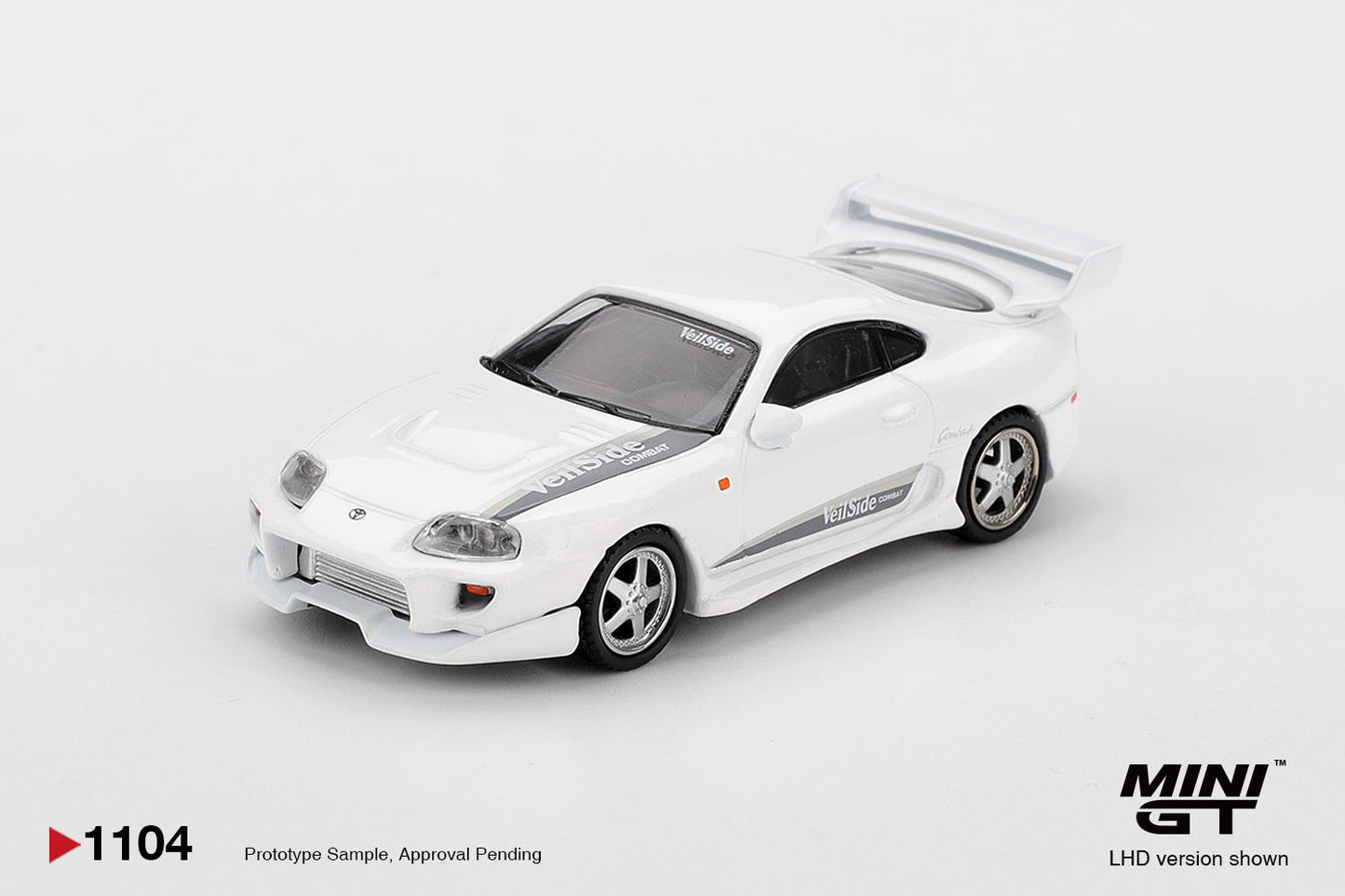 [PRÉCOMMANDE] - MINI GT - Toyota Supra MK4 (A80) VeilSide Combat V-I Blanc nacré métallisé 2014 - Échelle 1/64 MGT01104-L