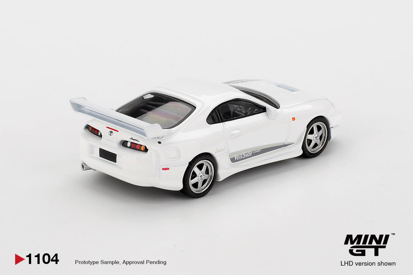 [PRÉCOMMANDE] - MINI GT - Toyota Supra MK4 (A80) VeilSide Combat V-I Blanc nacré métallisé 2014 - Échelle 1/64 MGT01104-L