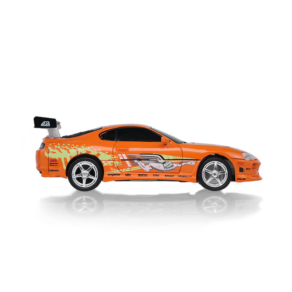 [PRE-ORDER] Greenlight - 1994 Toyota Supra MK4 BRIAN Fast & Furious Car Pack radio-controlled - 1/64 Scale